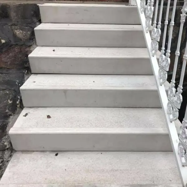 Heritage concrete staircase balustrade remediation